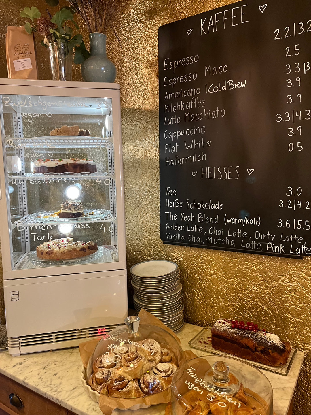 Sweet Treats, Specialty Coffee & Scenic Views